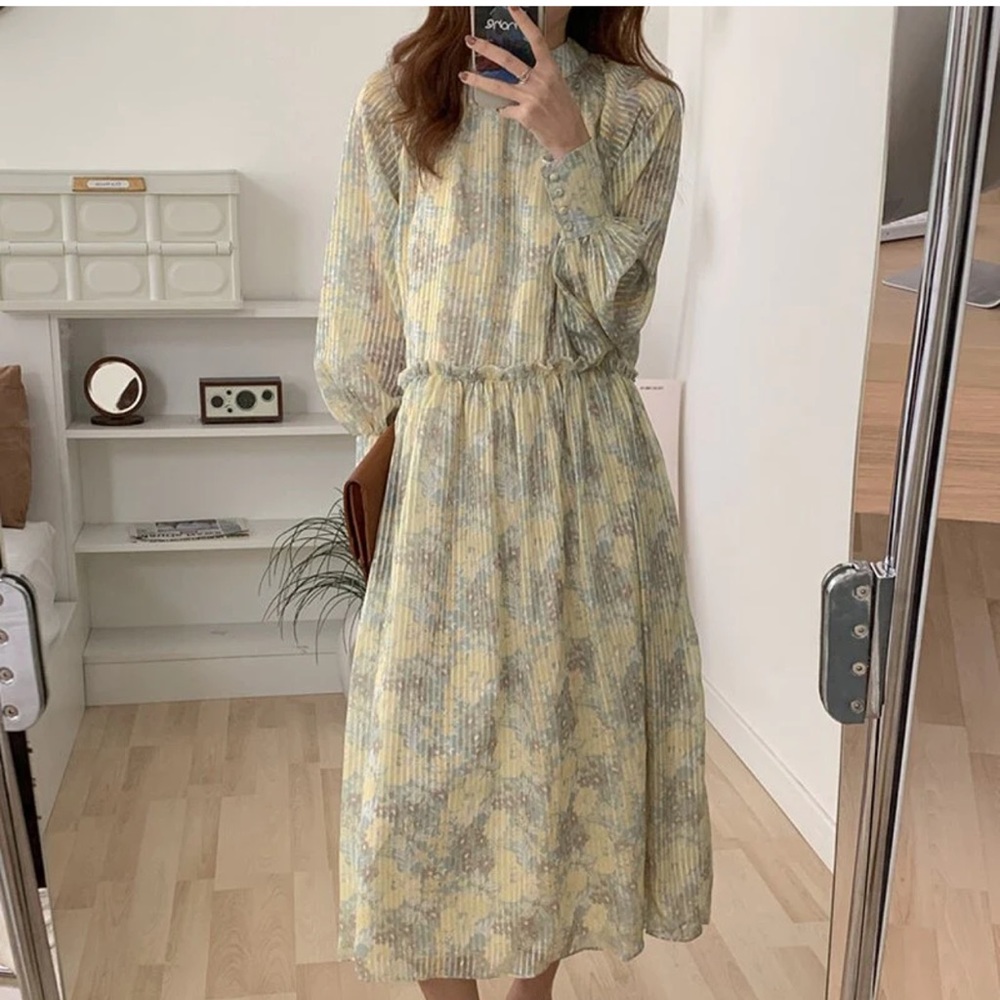 Zara Womens Midi Metallic Thread
Dress M Floral Balloon Sleeves 7521/311